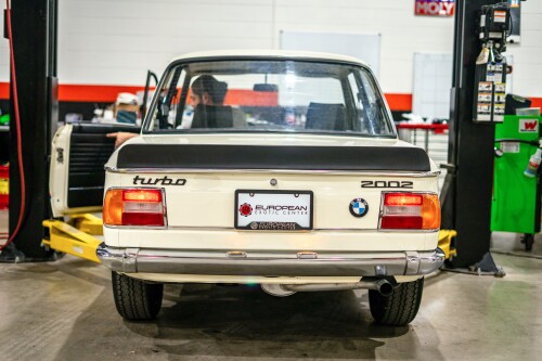BMW-2002-Turbo-6294c04b43b8b13a2.jpg