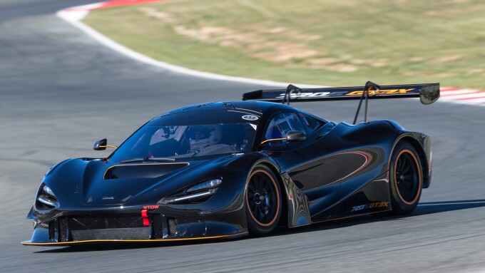 McLaren_720S_GT3X-064d0f1004e5177b850.jpg