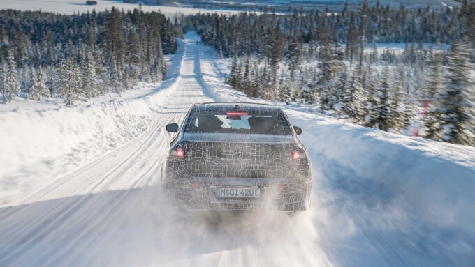 2023 bmw i7 prototype in arjeplog sweden (13)