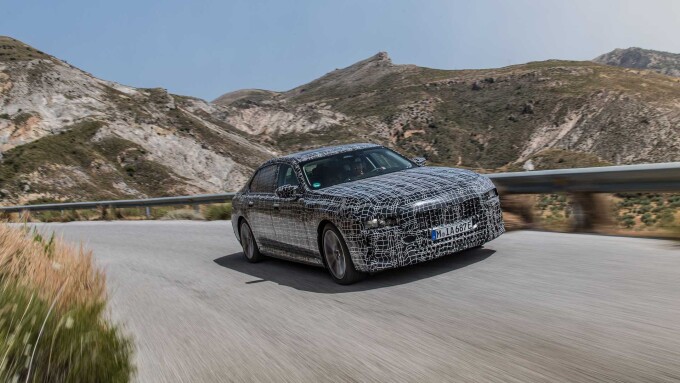 2023 bmw i7 teaser (7)