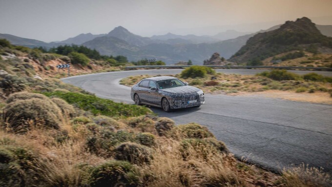 2023 bmw i7 teaser (9)