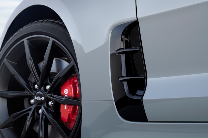 2022 Stinger Scorpion Special Edition