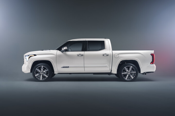 2022 Toyota Tundra Capstone 002