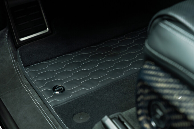 ABT_RSQ8_SE_Detail_3387e3cab98b3685e8.jpg