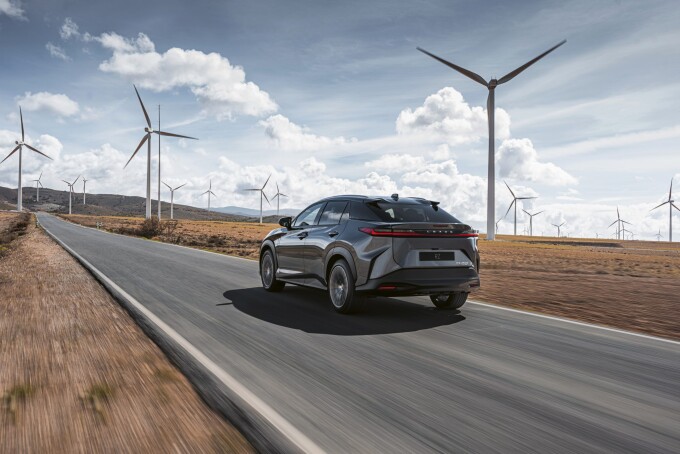 2023 Lexus RZ Exterior 15 scaled
