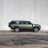 LR_DEF_130_23-5MY_24_098_GLHD_310522f37ba708cf45dfb0