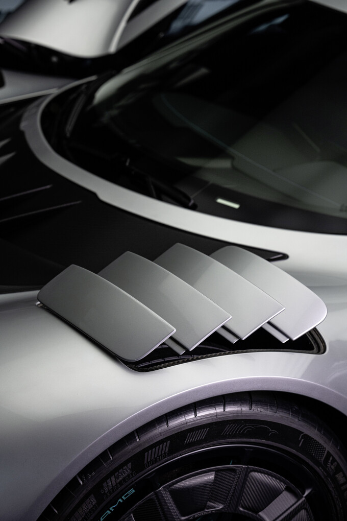 Mercedes-AMG ONE (Kraftstoffverbrauch gewichtet, kombiniert: 8,7 l/100 km; CO2 Emissionen gewichtet,