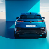 PEUGEOT_408PHEV_2206STYP_020e558d0b2e6c8f2b4