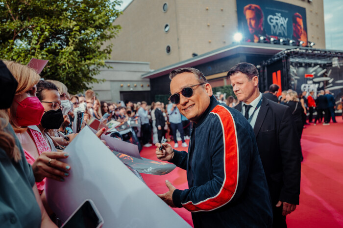 Audi at the film premiere of "The Gray Man" in Berlin  Directors Joe and Anthony Russo drove to the 