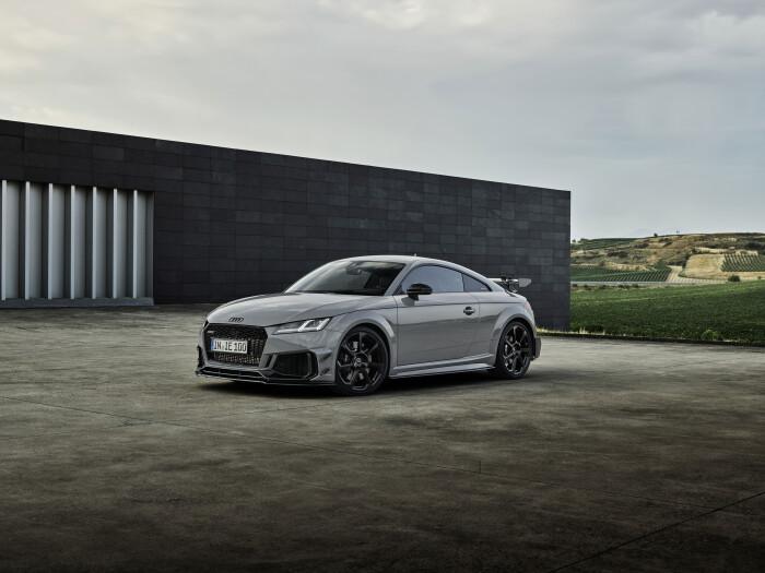 Static photo, Colour: Nardo grey