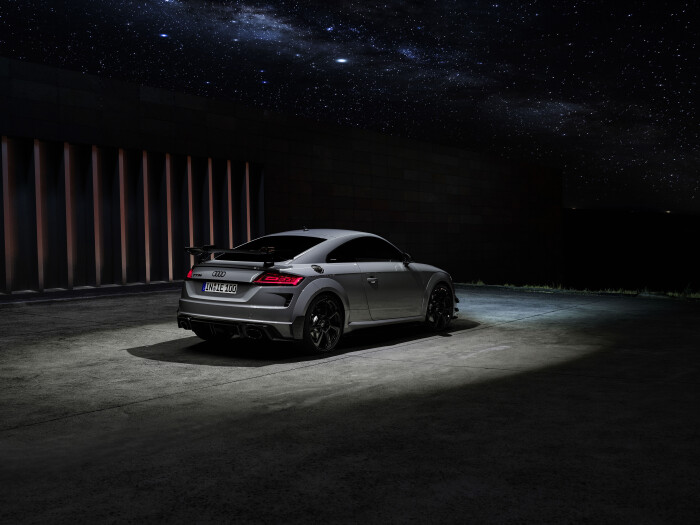 Static photo, Colour: Nardo grey