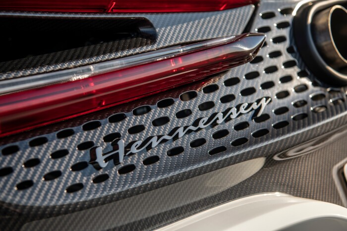 Hennessey-Venom-F5-Revolution-Coupe---25d870cc1b0ec4042b.jpg