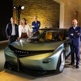 L.Napolitano_Lancia-CEO-N.Curic_Stellantis-Chief-Technology-Officer-J.-P-Ploue-Head-of-Stellantis-Design_R.-Guasco_Vice-President-CM-Design187aa7bee4a18924