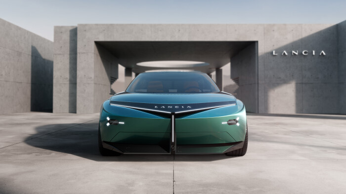Lancia-PuRa-HPE-Exterior-313d144bf93675a7f.jpeg