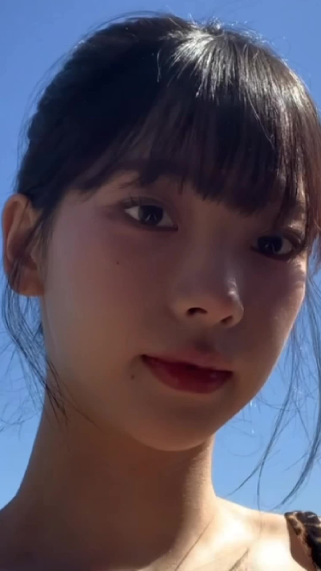 2949443152_HqcULd0J_r4FQgEVNn8jP6DvC12749b08484eb550.mp4