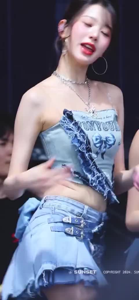 3543306727_xByWrLEI_wdpbuJ5jQiCkmsY105a5510431d6a967.mp4