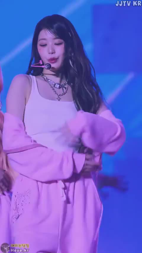 3660786484_Ib0Z5KX3_z7iMWEpGw4SaBvH143be14f39824fcdc.mp4