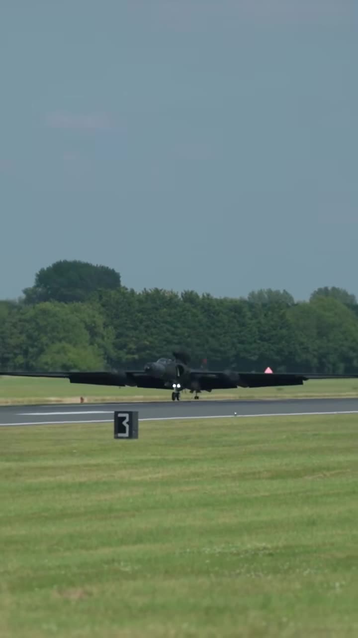 u2ac7d57646faace32.webm