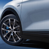 29_LOT2_CLOSEUP_EXTERIEURS_Ext_ArgentMercureMetallic_GTBS2_Jantes20Full09fd89866d668be2