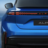 38_LOT2_CLOSEUP_EXTERIEURS_Ext_AlpineBleuVision_GTSBS1_FeuxarrieCreslongshutterspeedf6a9892dd153d5d4